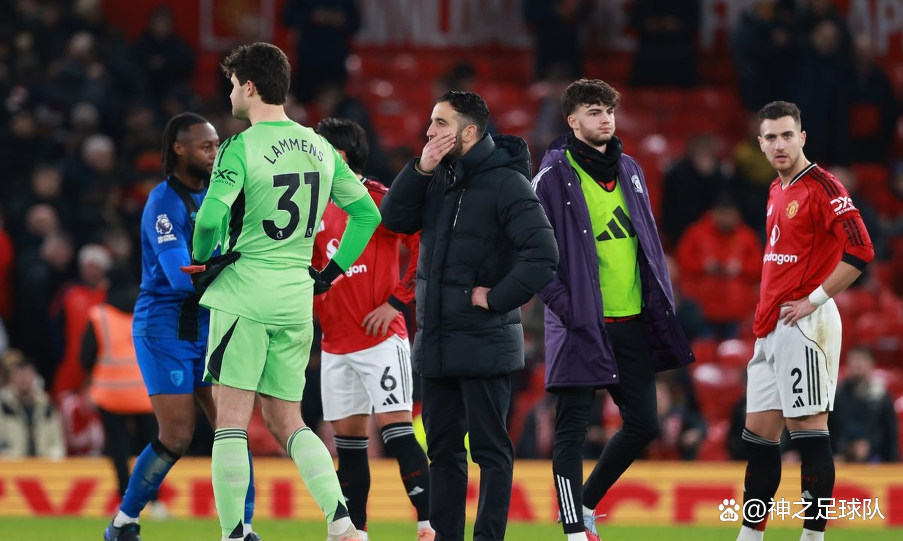 今晚足总杯焦点战，华盛顿奇才主帅复盘，赛场秩序良好，心理建设被强调的简单介绍